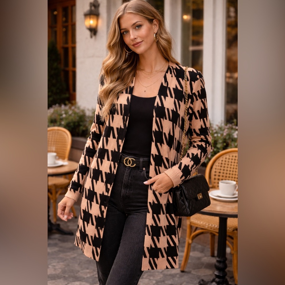 Ann Taylor Black and Tan Patterned Blazer Sweater